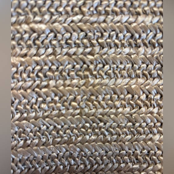 Vera Bradley | Angel Fish, straw crossbody handbag - Picture 12 of 16